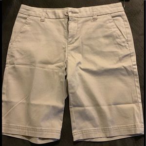 BCG WOMENS BERMUDA SHORTS